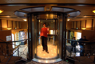 ship_elevator.jpg